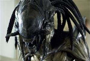 The Alien / Predator hybrid hated family reunions.
